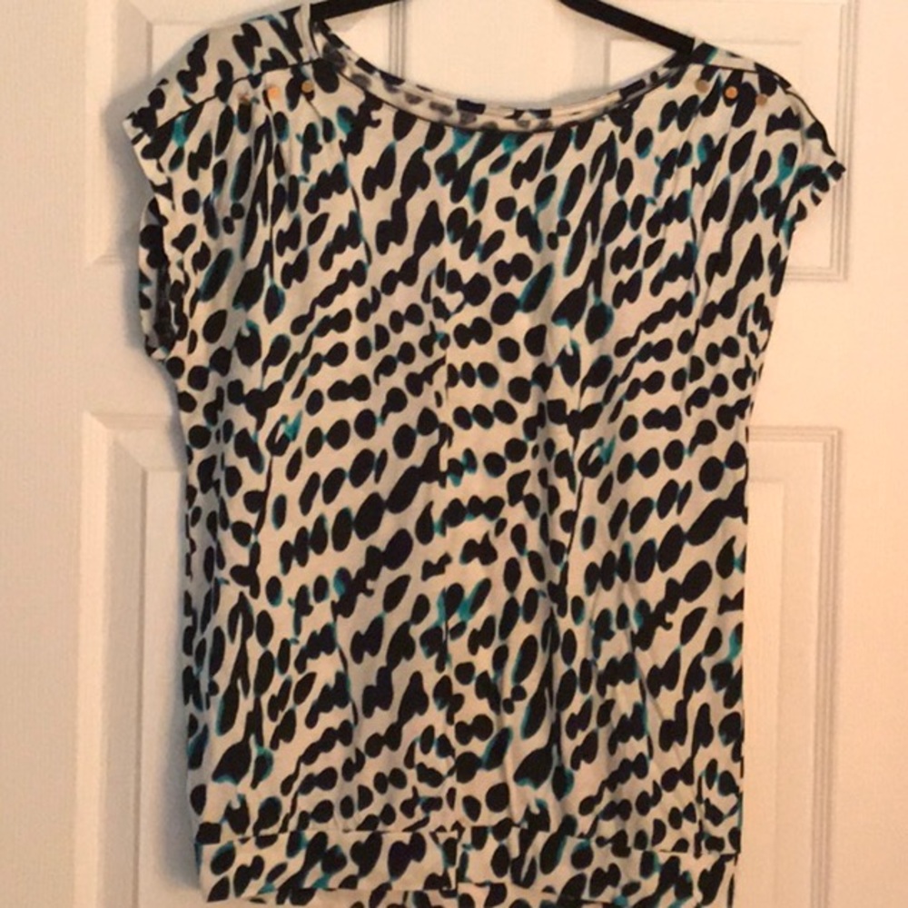 Loft dressy t-shirt